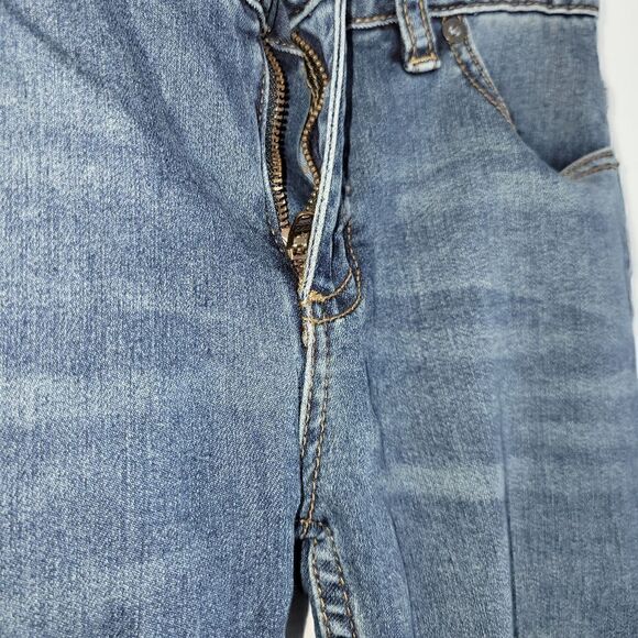 Free People distressed blue jeans size 25. - Picture 7 of 10
